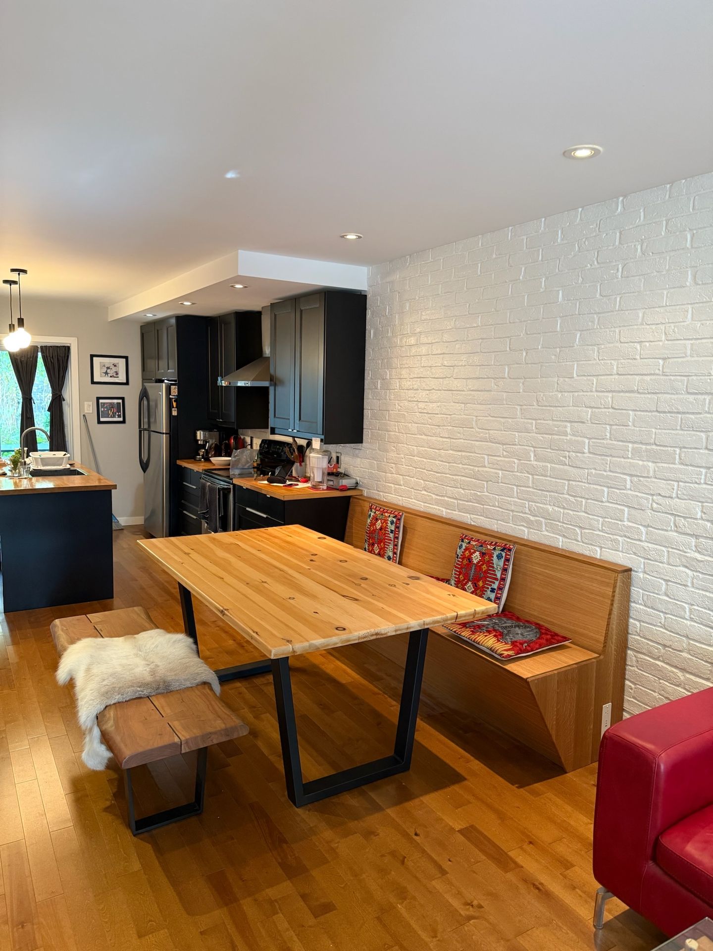 mobilier intégré banquette bois clair