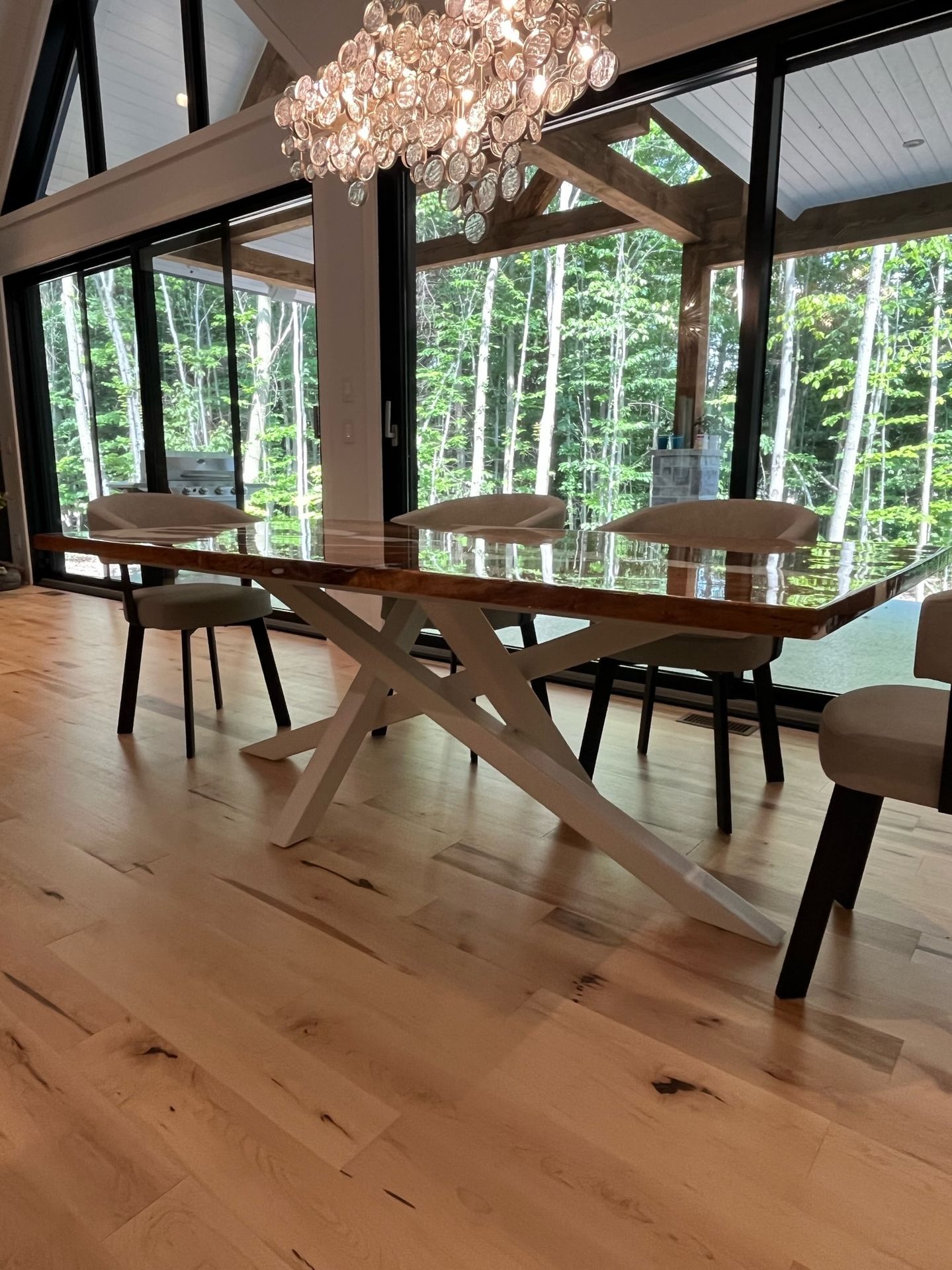 table bois résine époxy design contemporain