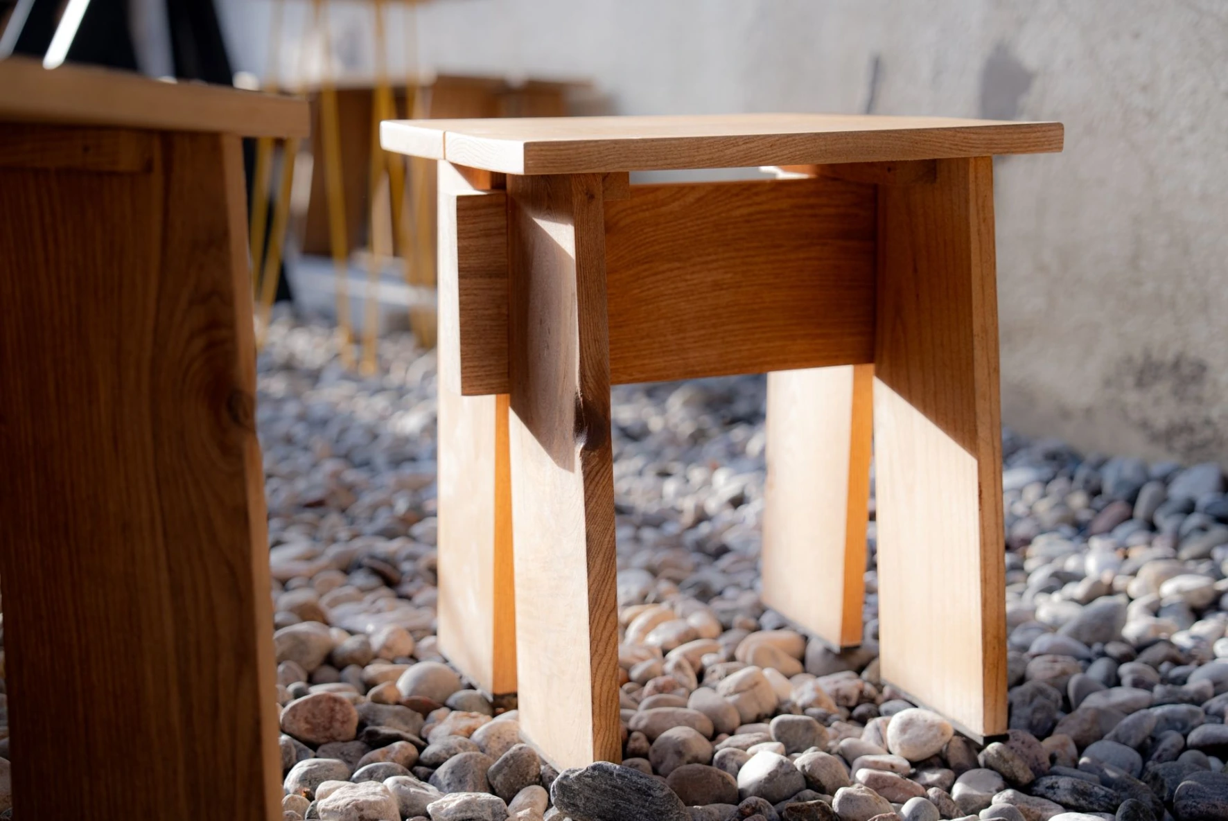 banc extérieur bois massif sur mesure