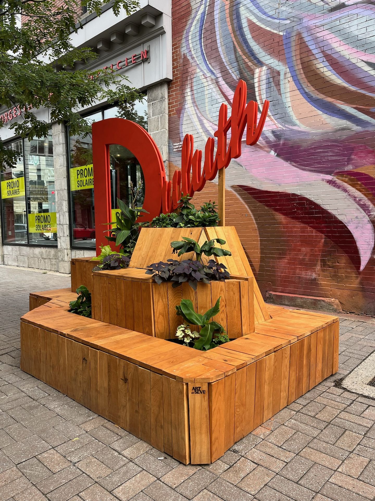 enseigne avenue Duluth projet urbain été