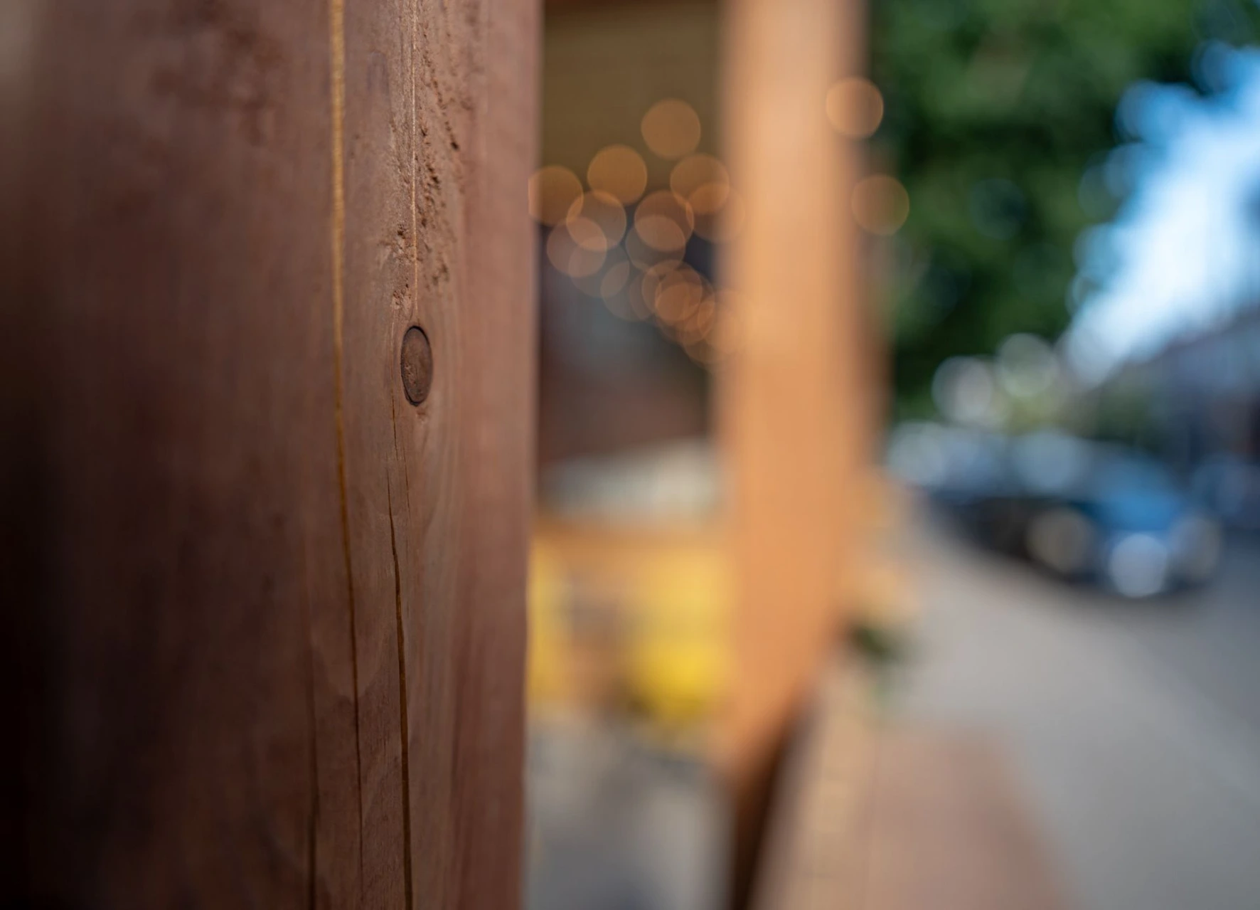 détail assemblage pergola bois extérieur