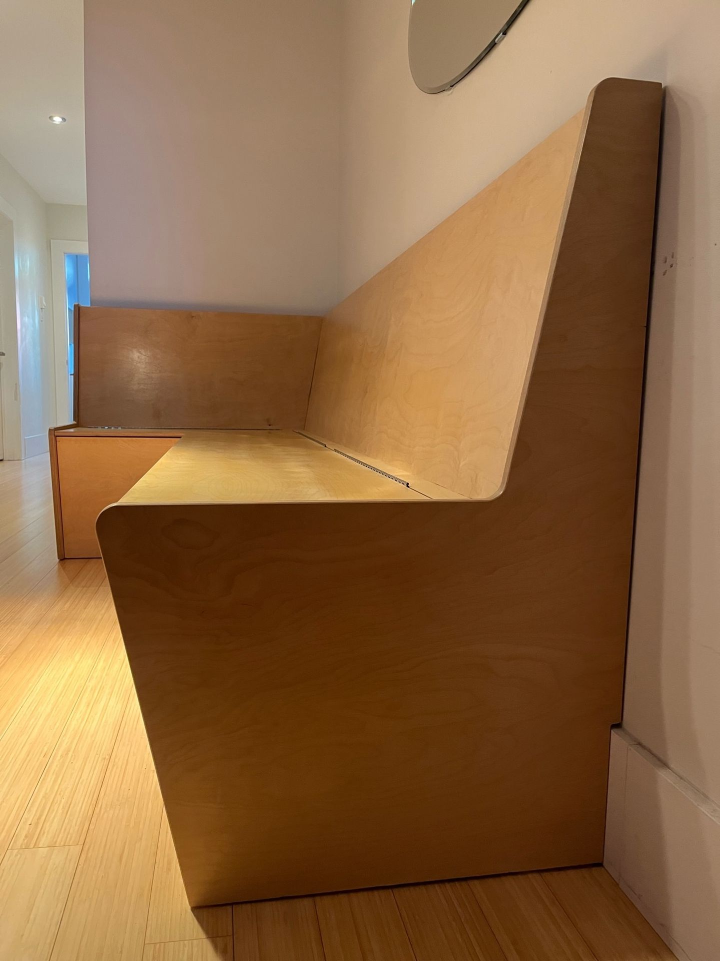 banquette sur mesure rangement intégré merisier baltique